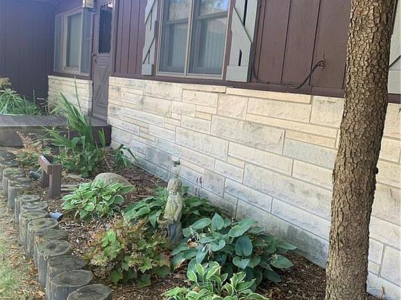 3rd image of 4438 Bridgefield Dr E
