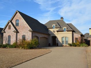 915 Rochel Dr, Shreveport, LA 71115