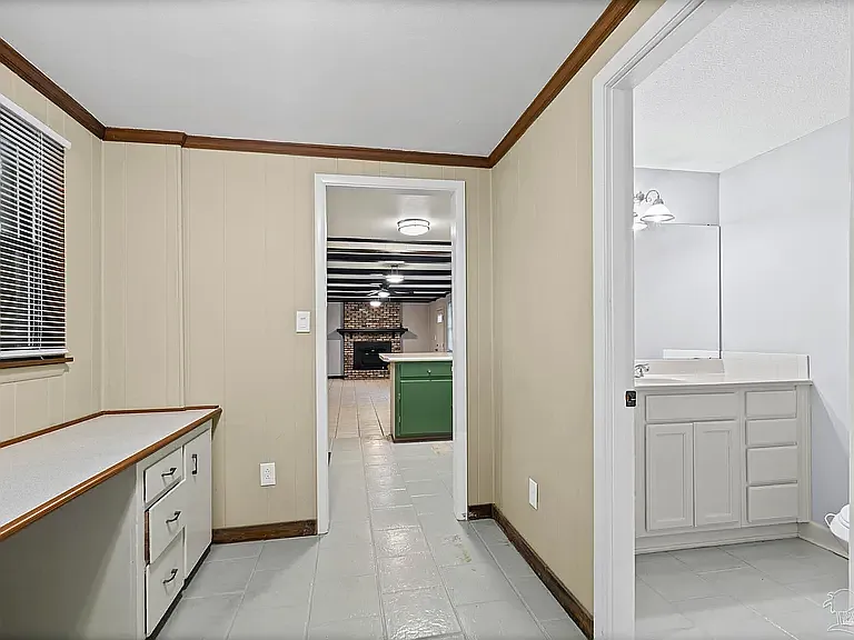625 Edgecliff Dr — Photo 13