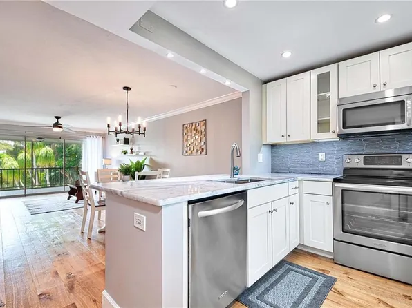 3030 Binnacle DR #309, NAPLES, FL 34103