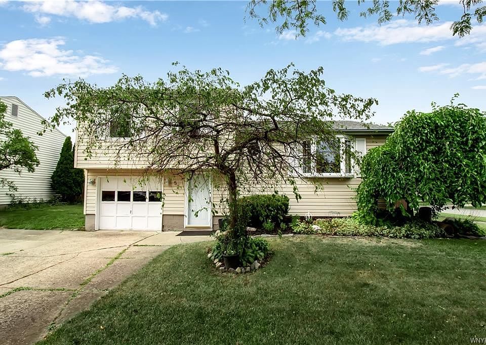1st image of 52 Lucerne Ct