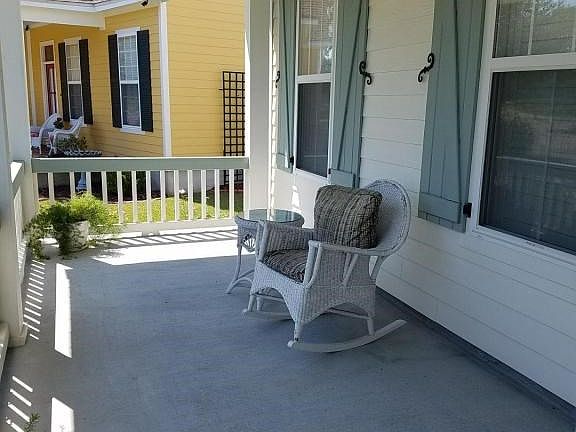 Devillier front porch