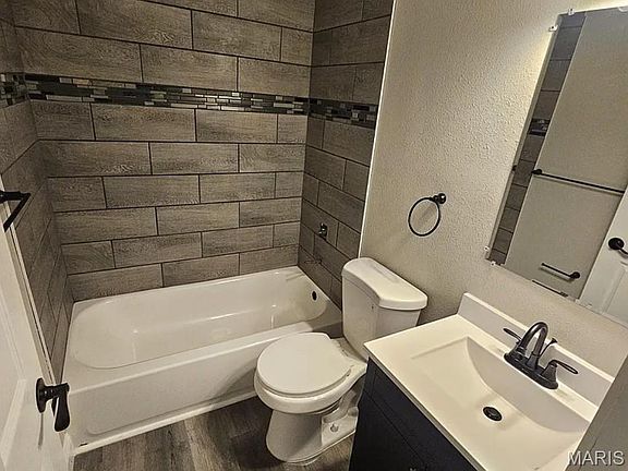 5th image of 8917 Boyce Pl