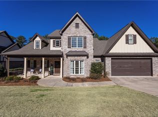 2210 N Donahue Dr, Auburn, AL 36830