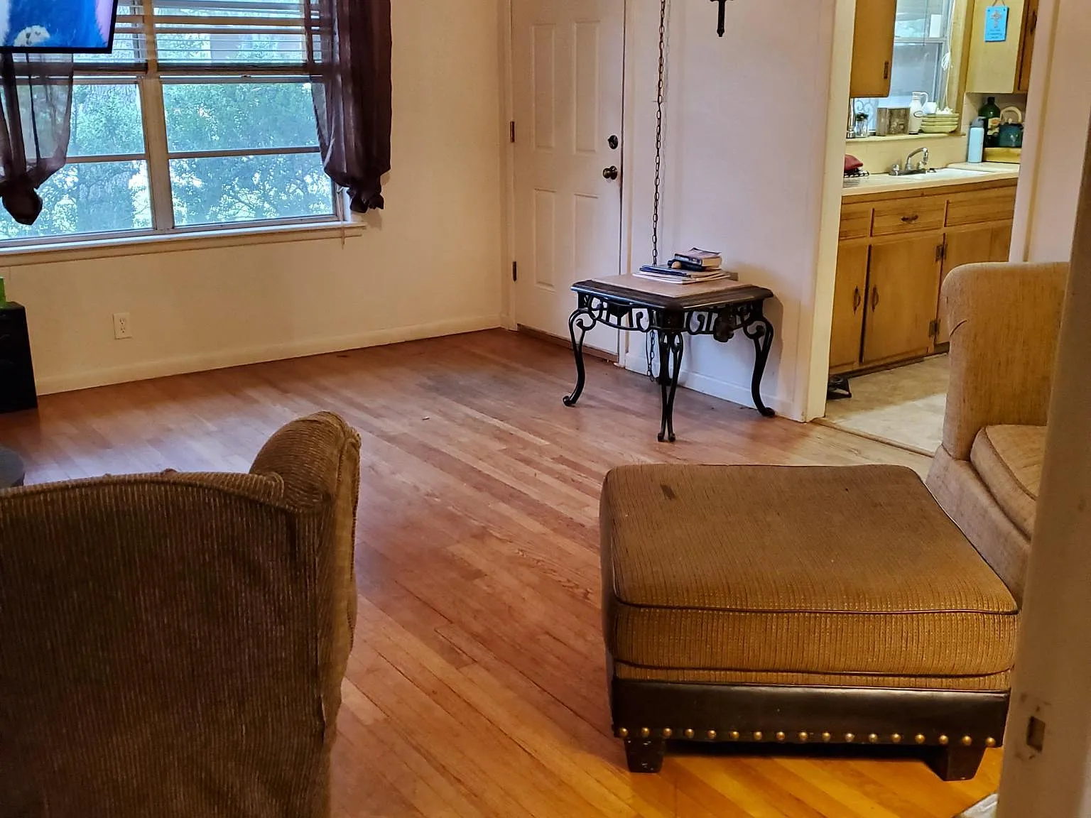 3 bed, 1292 sqft, $1,650 — Photo 2