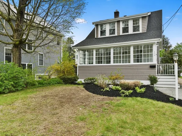 136 W Jersey St, Dedham, MA 02026