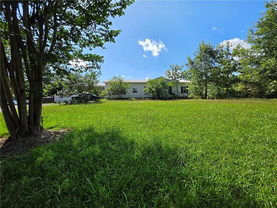 1st image of 568 Lou Ann Dr
