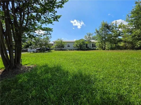 568 Lou Ann Dr, Colfax, LA 71417