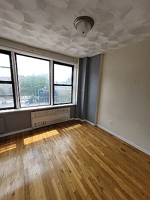 2nd image of 117 Jefferson Ave APT 2B