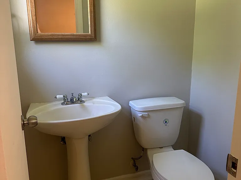 133 Sonja Dr — Photo 9