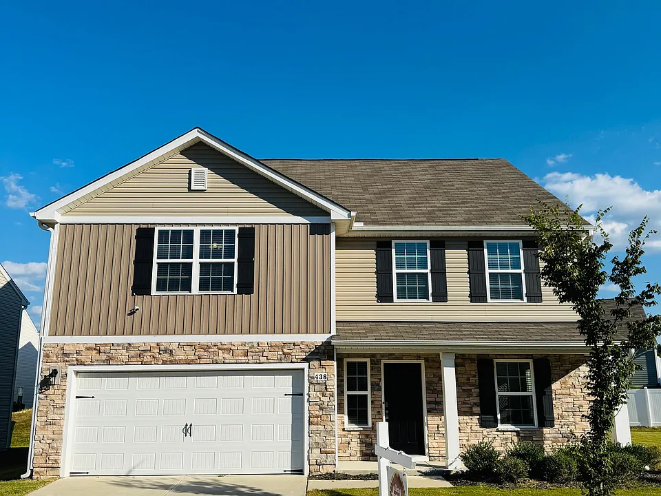 438 Turning Lake Dr