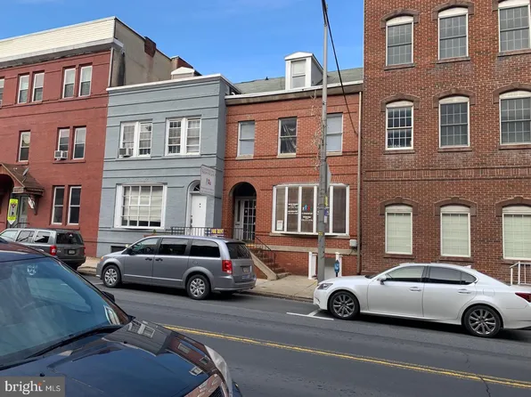 212 W Market St, Pottsville, PA 17901