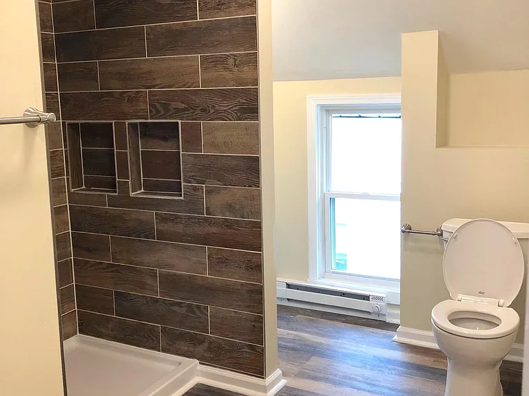110 Charles Ave — Photo 16
