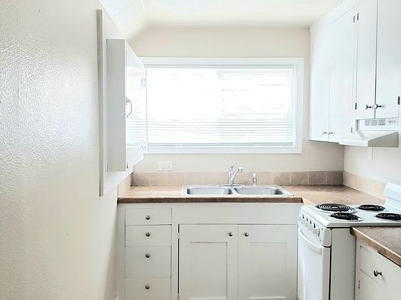 5th image of 211 N Delaware Ave #1
