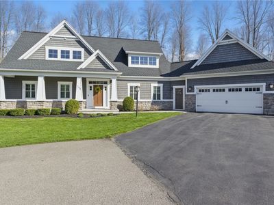 245 Haywood Gln, Victor, NY, 14564