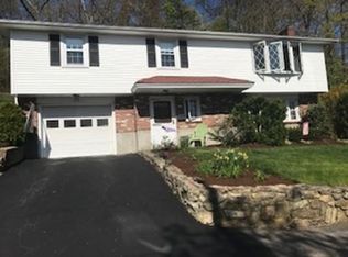 39 Pilgrim Rd, Braintree, MA 02184