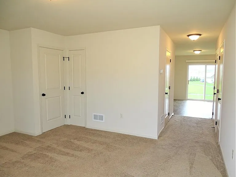 414 Marlene Way — Photo 3