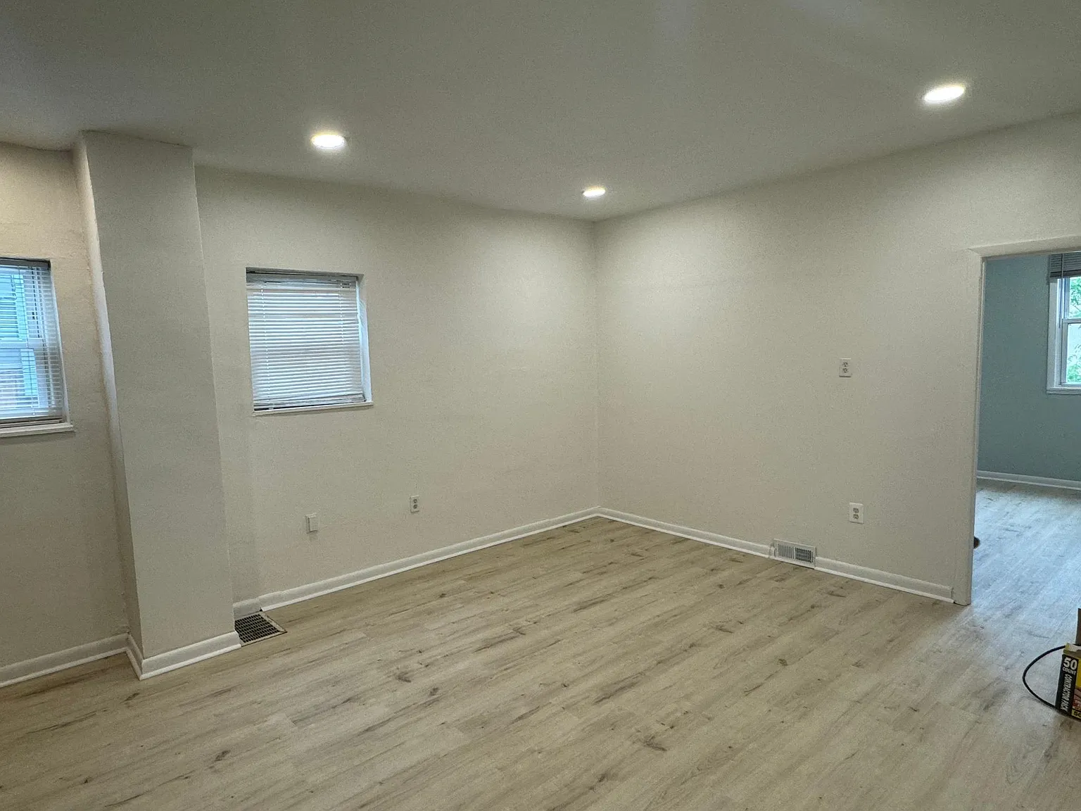 2 bed, 750 sqft, $1,600 — Photo 4