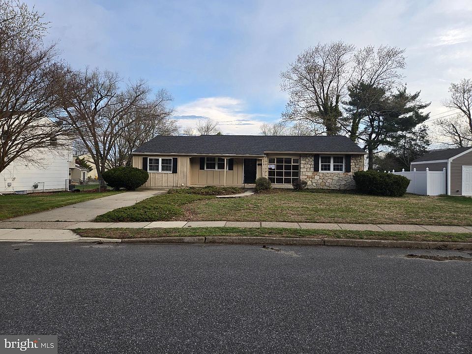 1st image of 402 Georgetown Rd