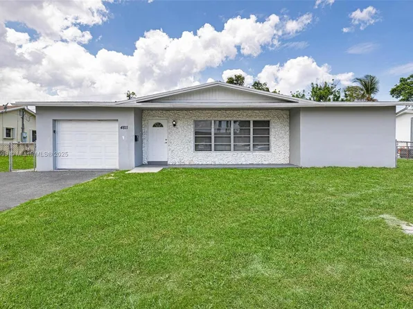 4811 NW 18th St, Lauderhill, FL 33313