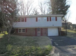 176 Longdale Rd, Bristol, VA 24201