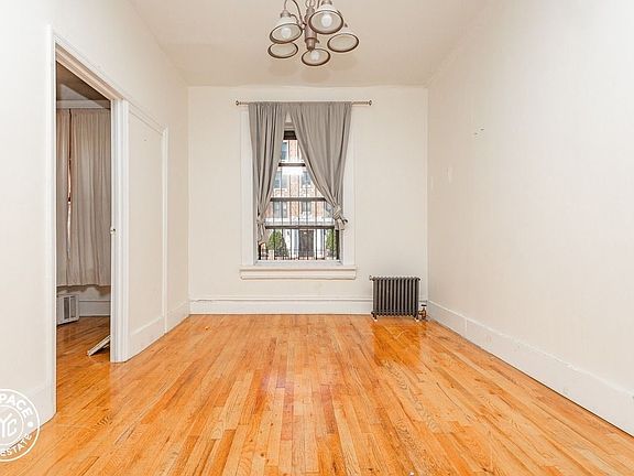 2nd image of 601 Park Pl #1G