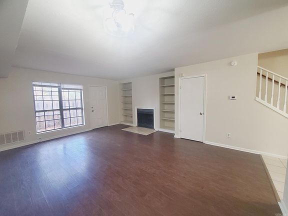 2nd image of 504 Green Mountain Dr