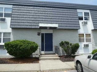 8 White Gate Dr APT G, Wappingers Falls, NY 12590