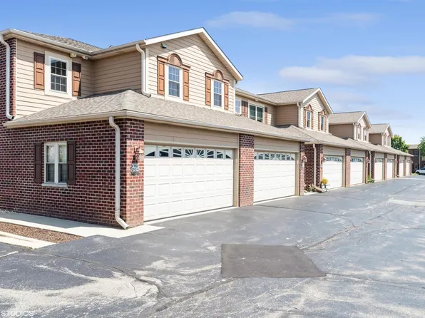 W162S7015 Olive CIRCLE, Muskego, WI 53150