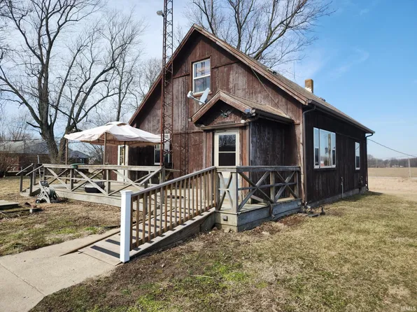 1929 N Private Road 250 Rd W, Logansport, IN 46947