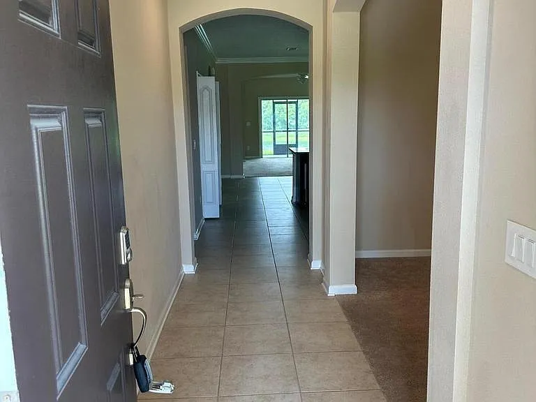 1440 Aspenwood Dr — Photo 2