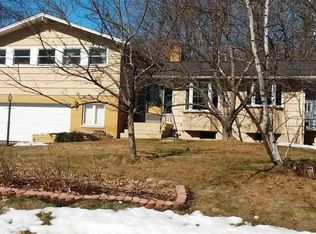 2014 Hartley Rd, Duluth, MN 55803