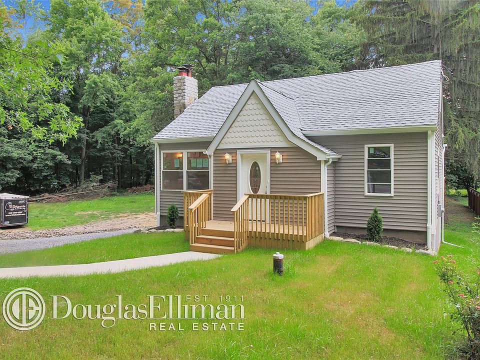 32 Red Oaks Mill Rd, Poughkeepsie, NY 12603 Zillow