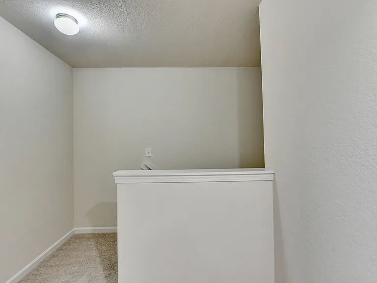 811 Independence Ave — Photo 30