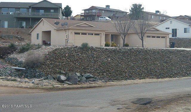 Building Photo 4