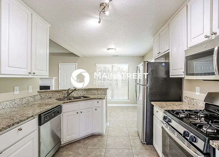 420 Buffington Dr — Photo 6