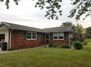 49 Crystal Ln, Bismarck, IL 61814