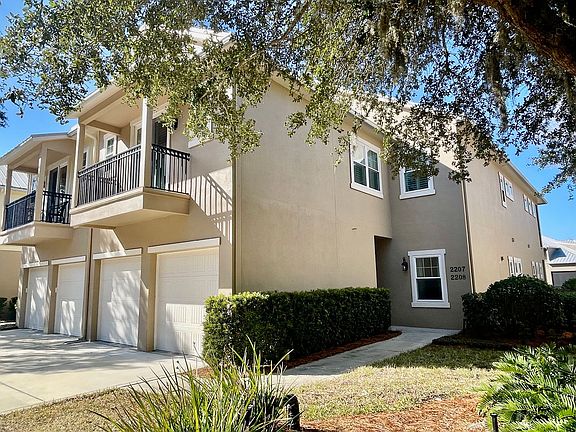 2nd image of 95068 Summerwoods Cir Unit 2208