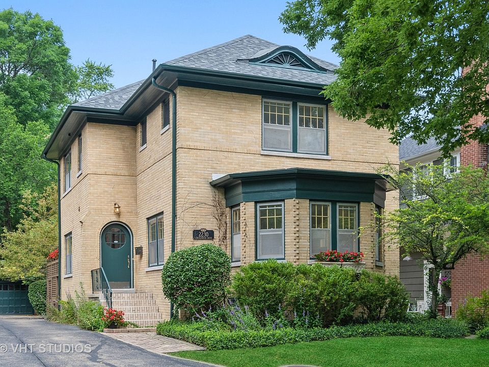 1st image of 2230 Lincolnwood Dr