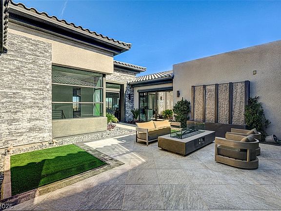 4th image of 11296 Villa Bellagio Dr