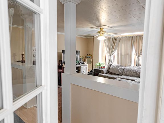 2nd image of 48 Main Road