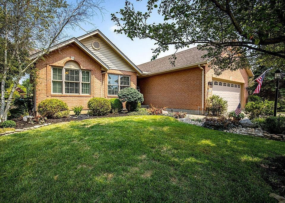 1st image of 4402 Stone Creek Dr
