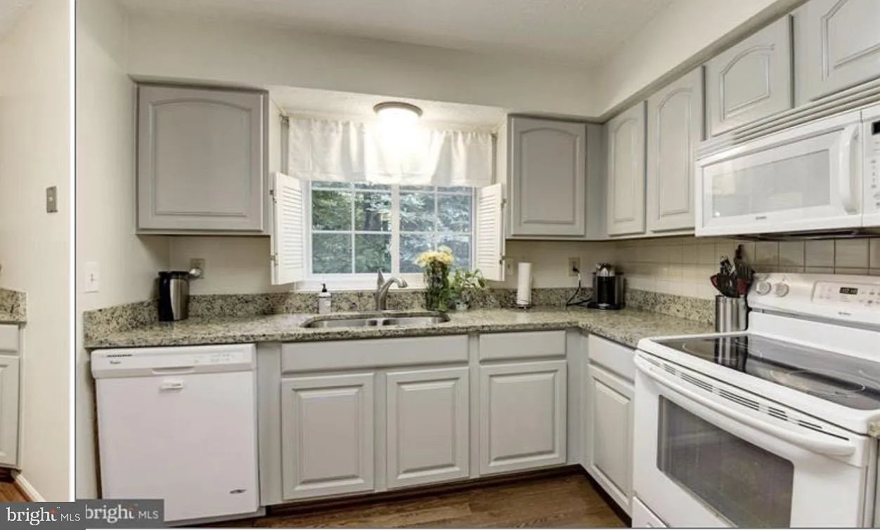 3 bed, 3.0 bath, 1615 sqft, $2,750 — Photo 3