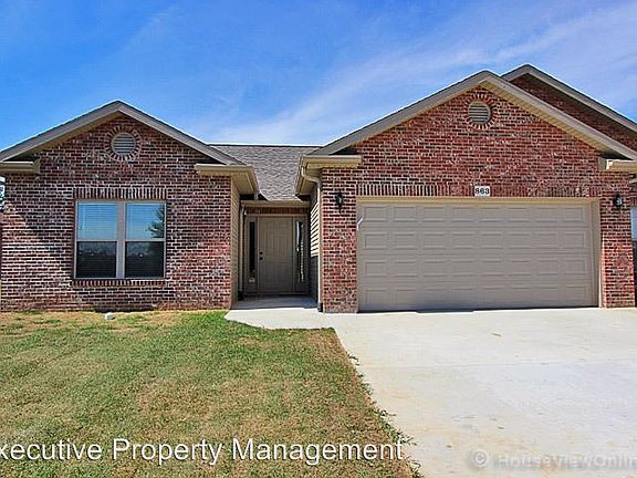 2nd image of 863 Broadridge Dr