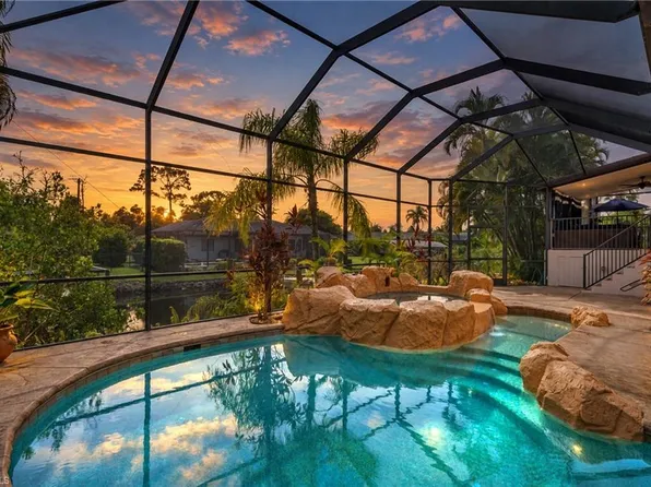 27109 Holly LN, BONITA SPRINGS, FL 34135