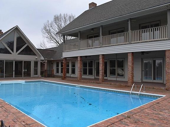 5th image of 162 Riverview Dr