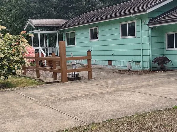 11749 Highway 36, Mapleton, OR 97453