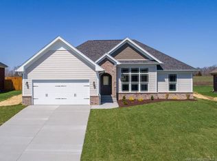 8425 Aberdeen Ln, Charlestown, IN 47111
