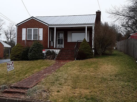 2nd image of 635 Henry St