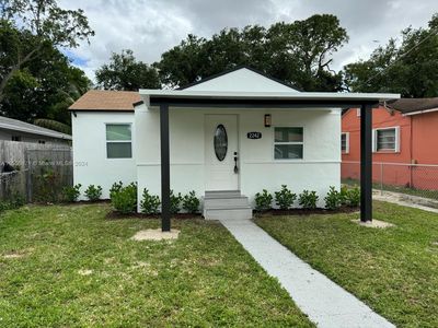 2242 NW 49th St, Miami, FL, 33142